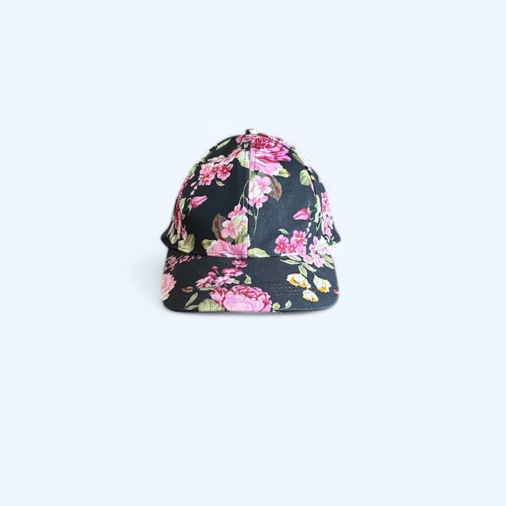 Candieβs Floral Baseball Hat